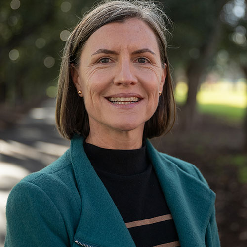 Professor Leanne Robinson
